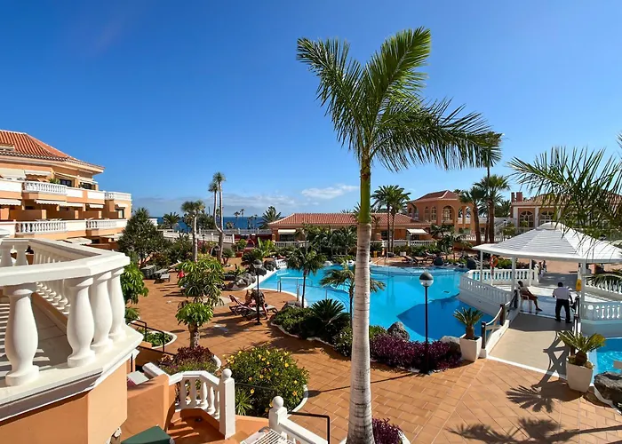 Beach Front Apartments Las Americas