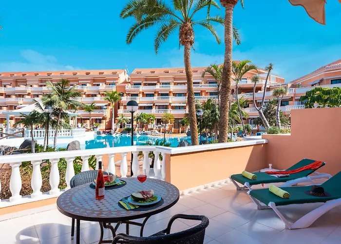 Beach Front Apartments Las Americas